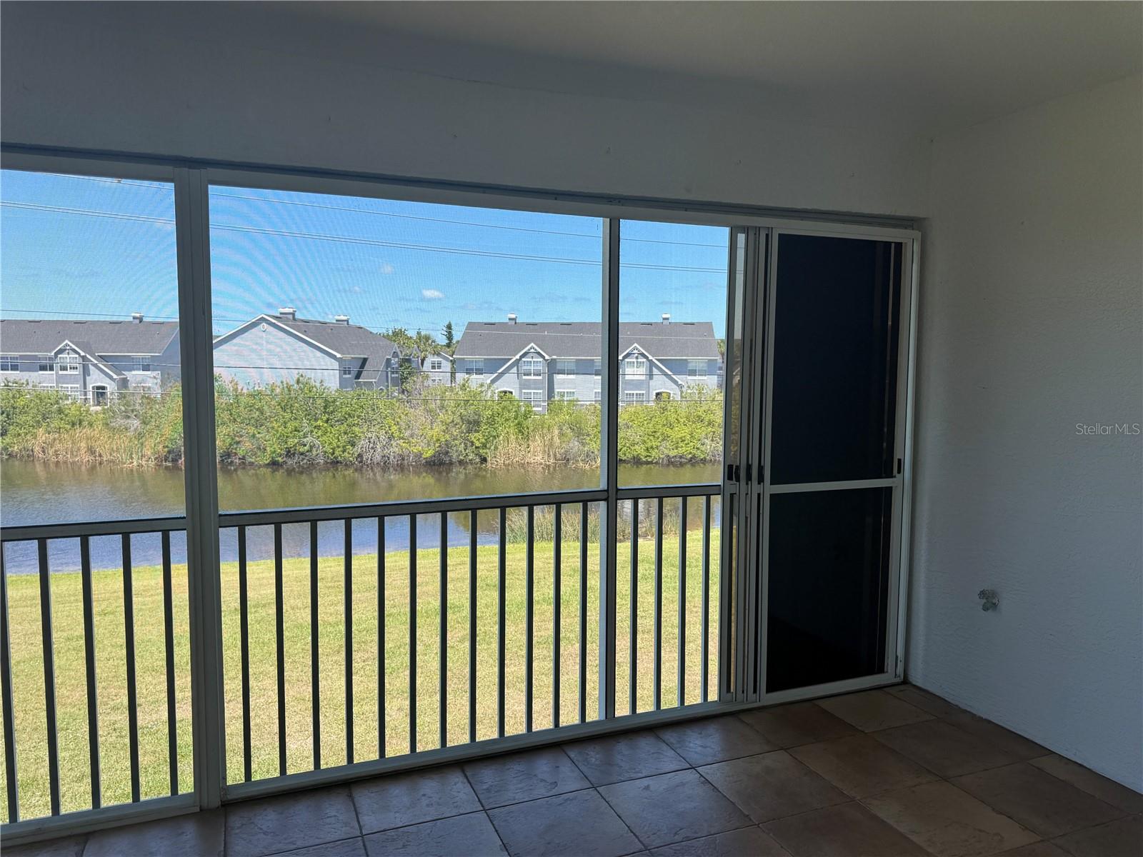 AL LAGO VILLAGE - Residential