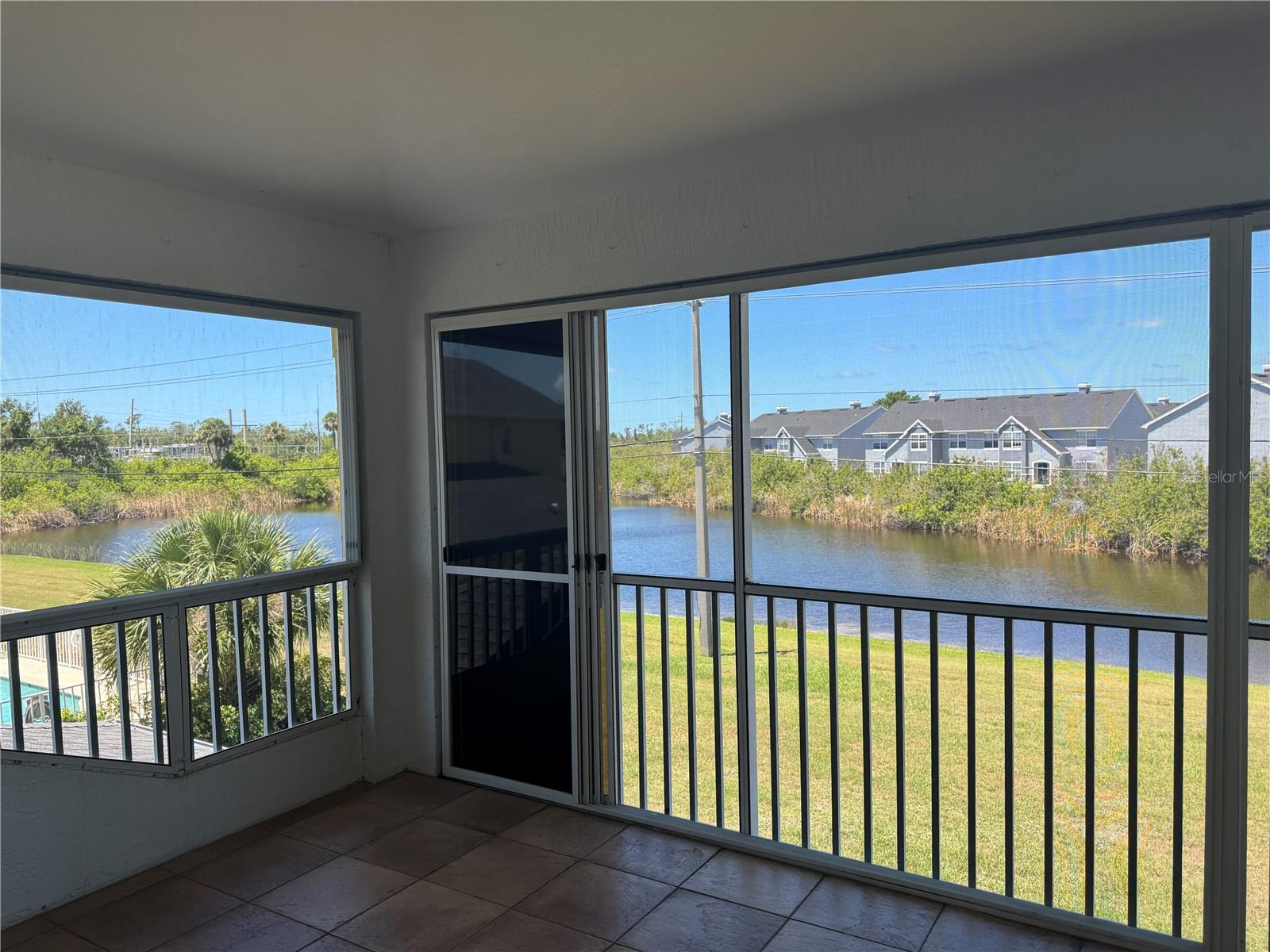 AL LAGO VILLAGE - Residential