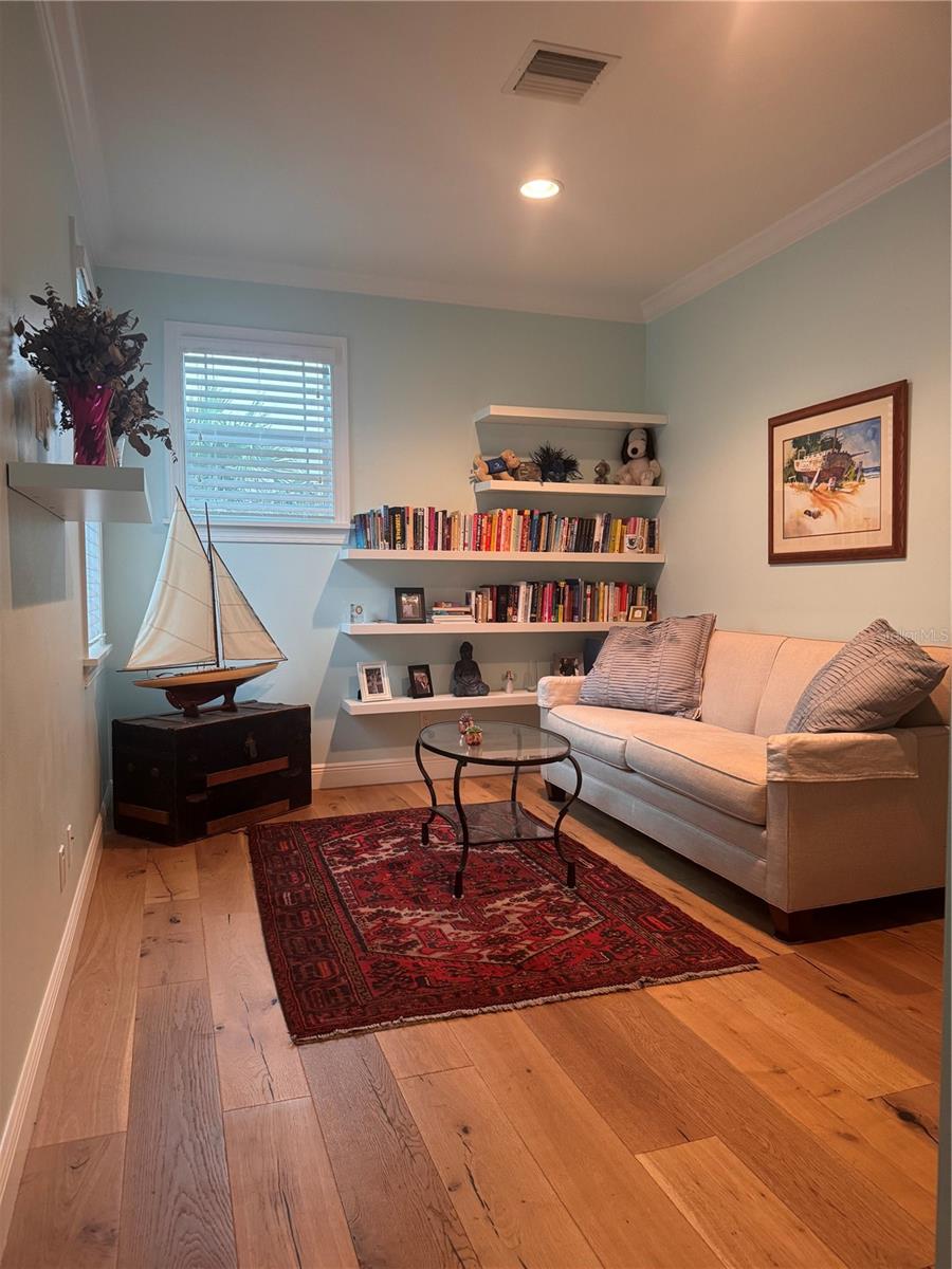 GRANADA PARK - Residential Lease