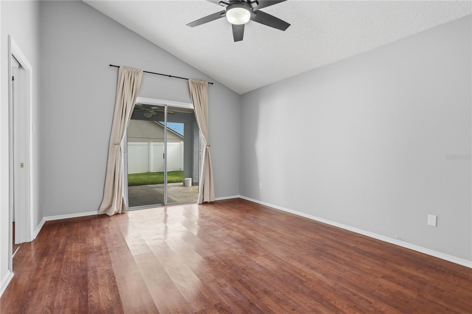 LAKEVIEW VILLAGE - Residential