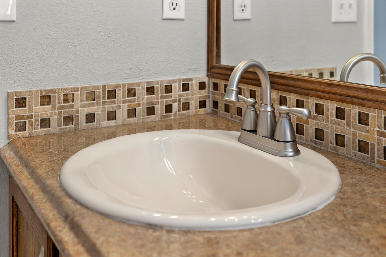 LAKEVIEW VILLAGE - Residential