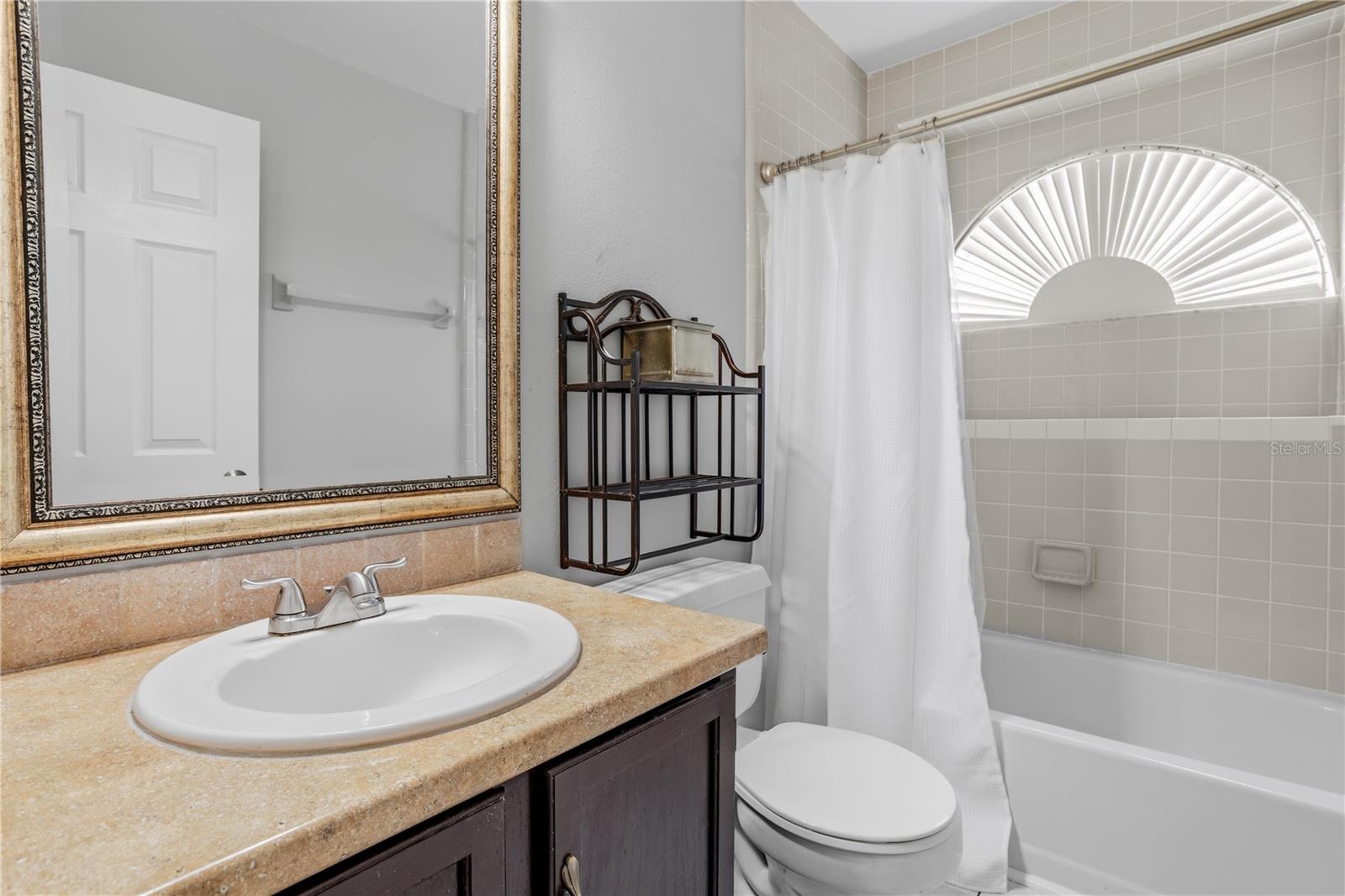 LAKEVIEW VILLAGE - Residential