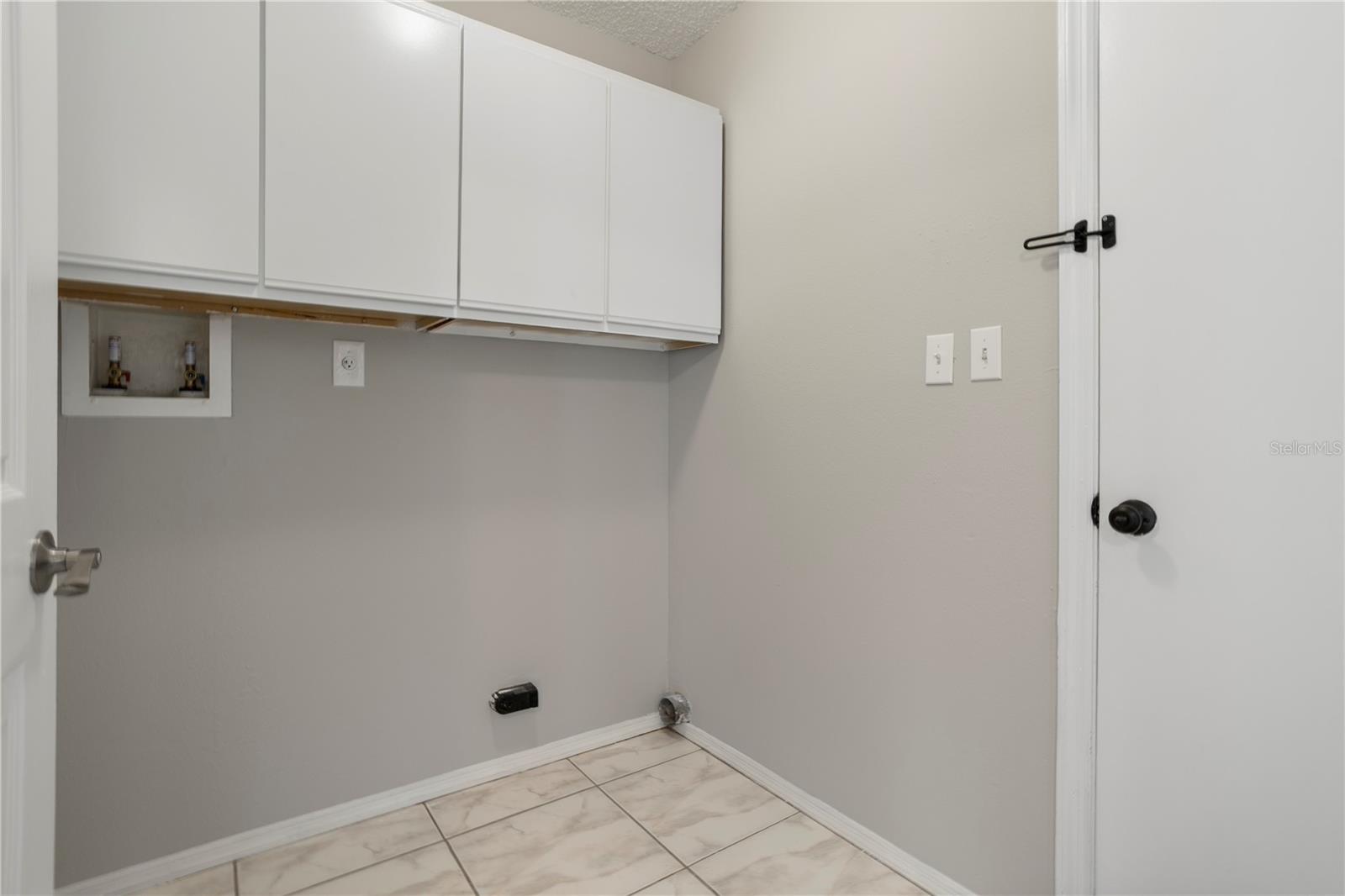 LAKEVIEW VILLAGE - Residential