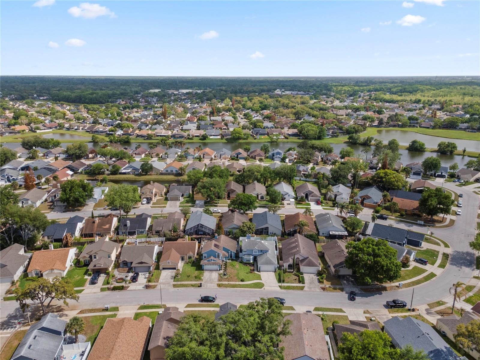 353 LAKEBREEZE CIRCLE