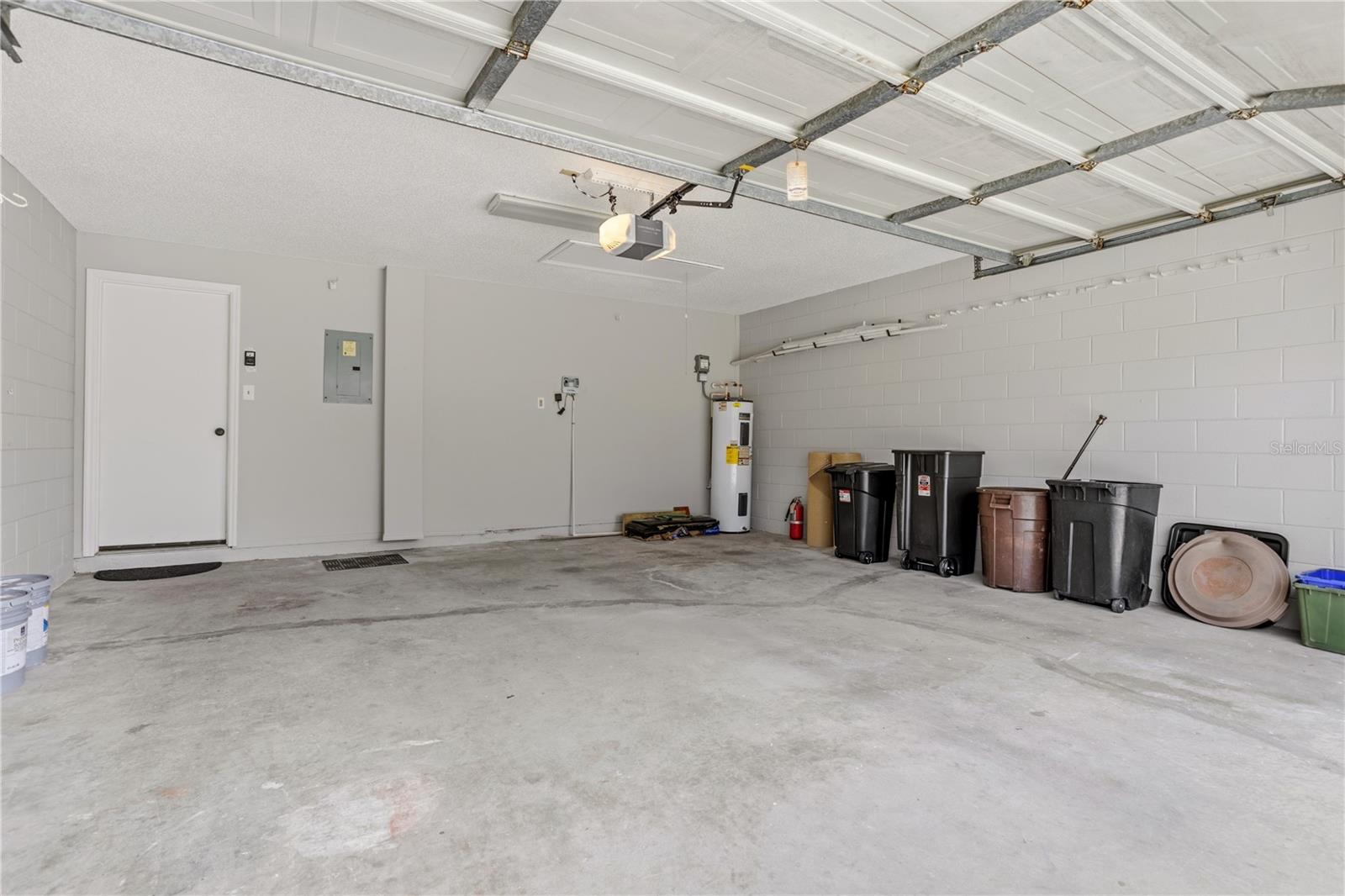 LAKEVIEW VILLAGE - Residential