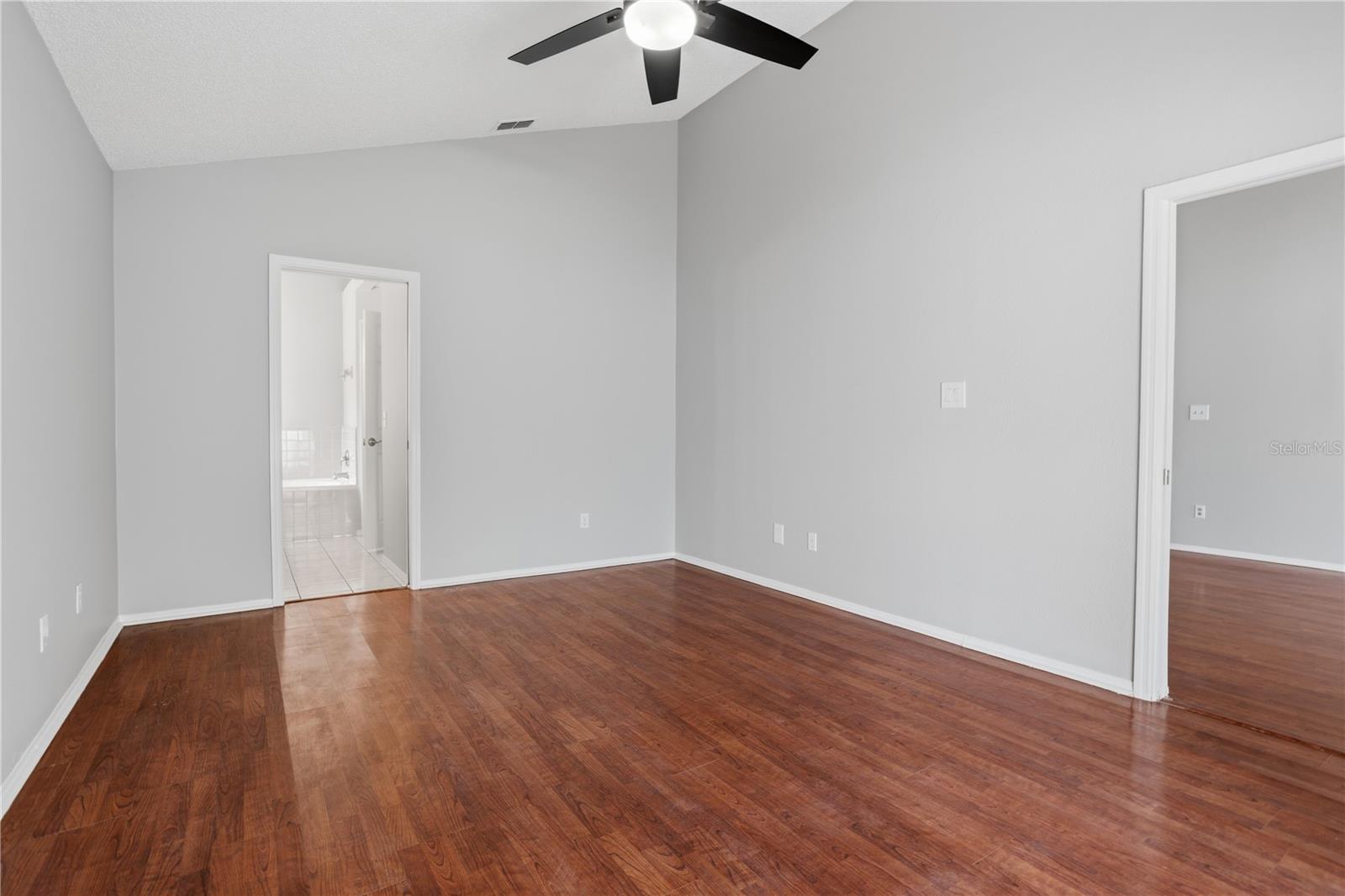 LAKEVIEW VILLAGE - Residential