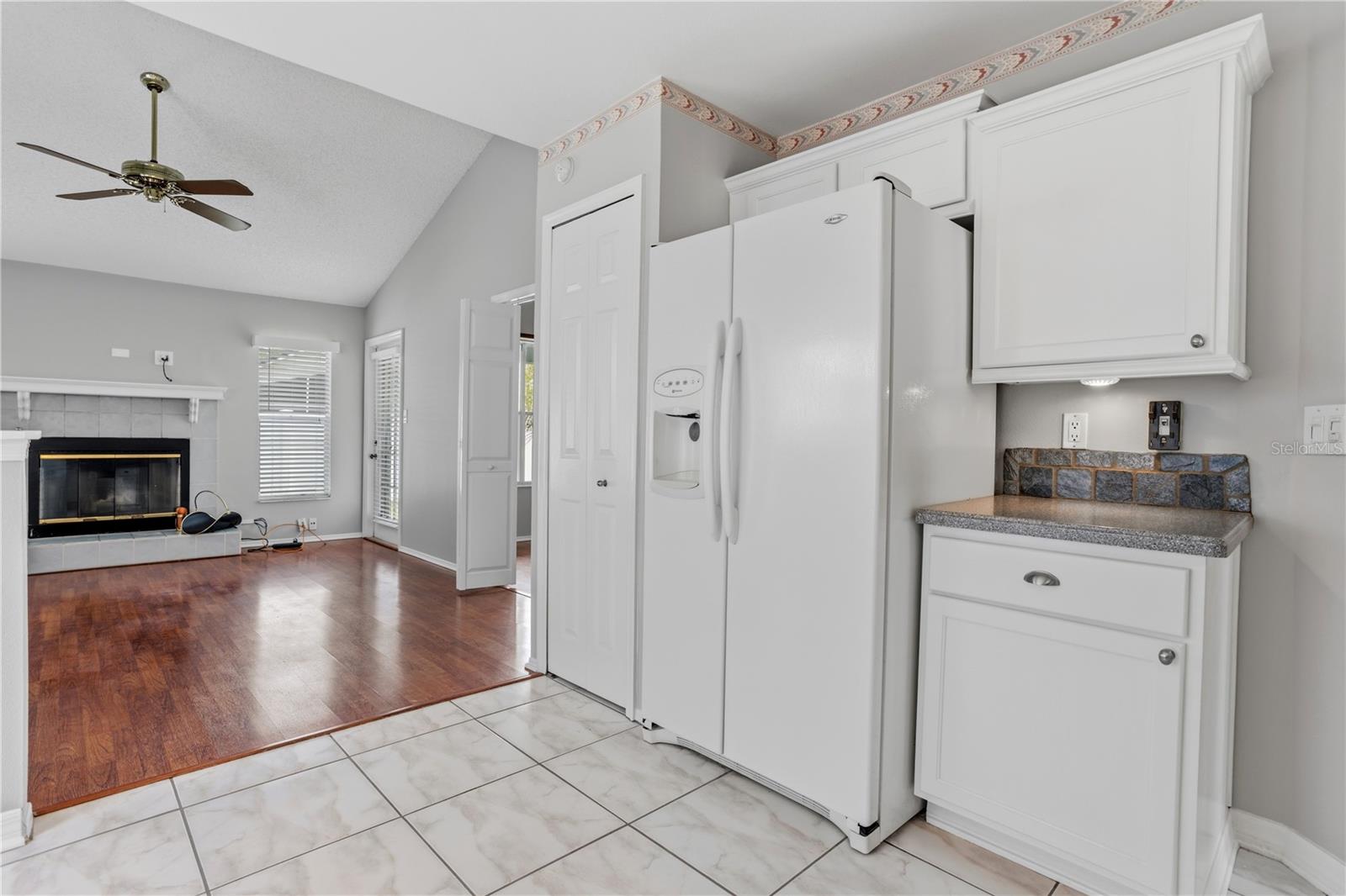 LAKEVIEW VILLAGE - Residential