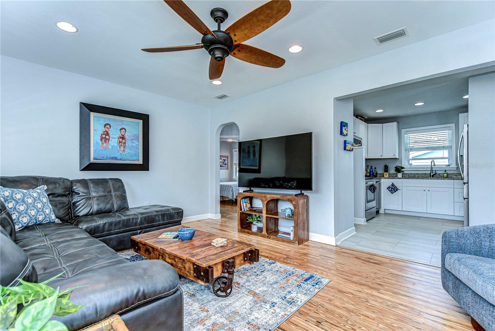 PASADENA GARDENS GULFVIEW SEC - Residential Lease