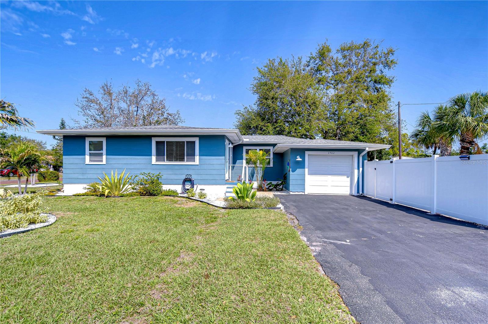 PASADENA GARDENS GULFVIEW SEC - Residential Lease