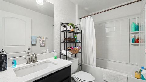 Tiny photo for 8580 SE 163rd Lane, Summerfield, FL 34491 (MLS # TB8507395)