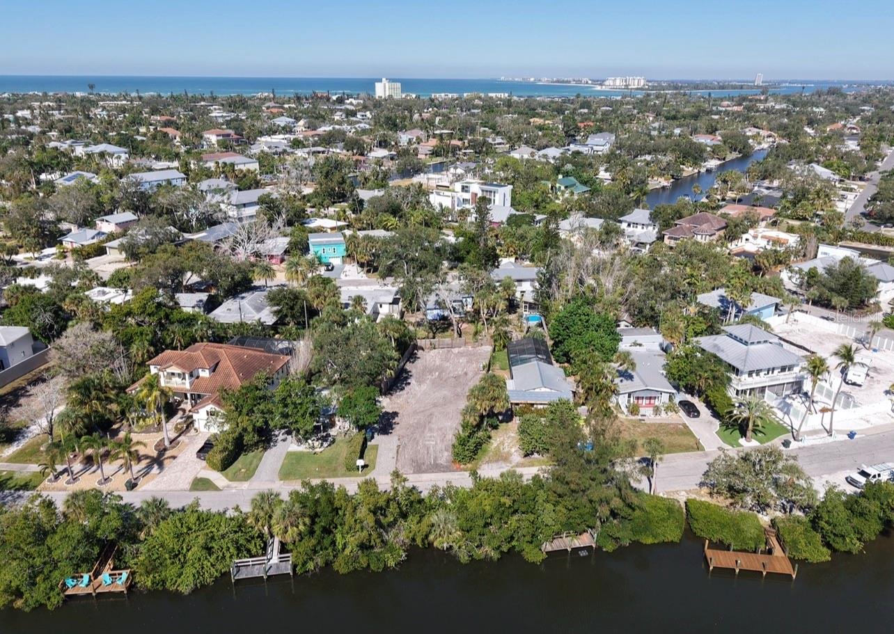 SARASOTA BEACH - Residential