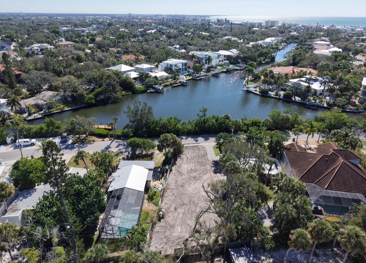 SARASOTA BEACH - Residential