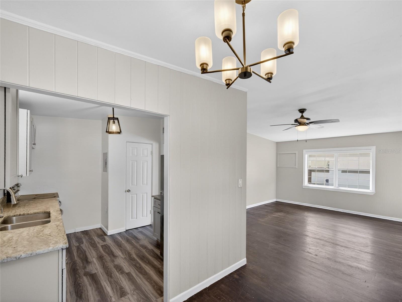 PINE HILLS PARK SUB - Residential