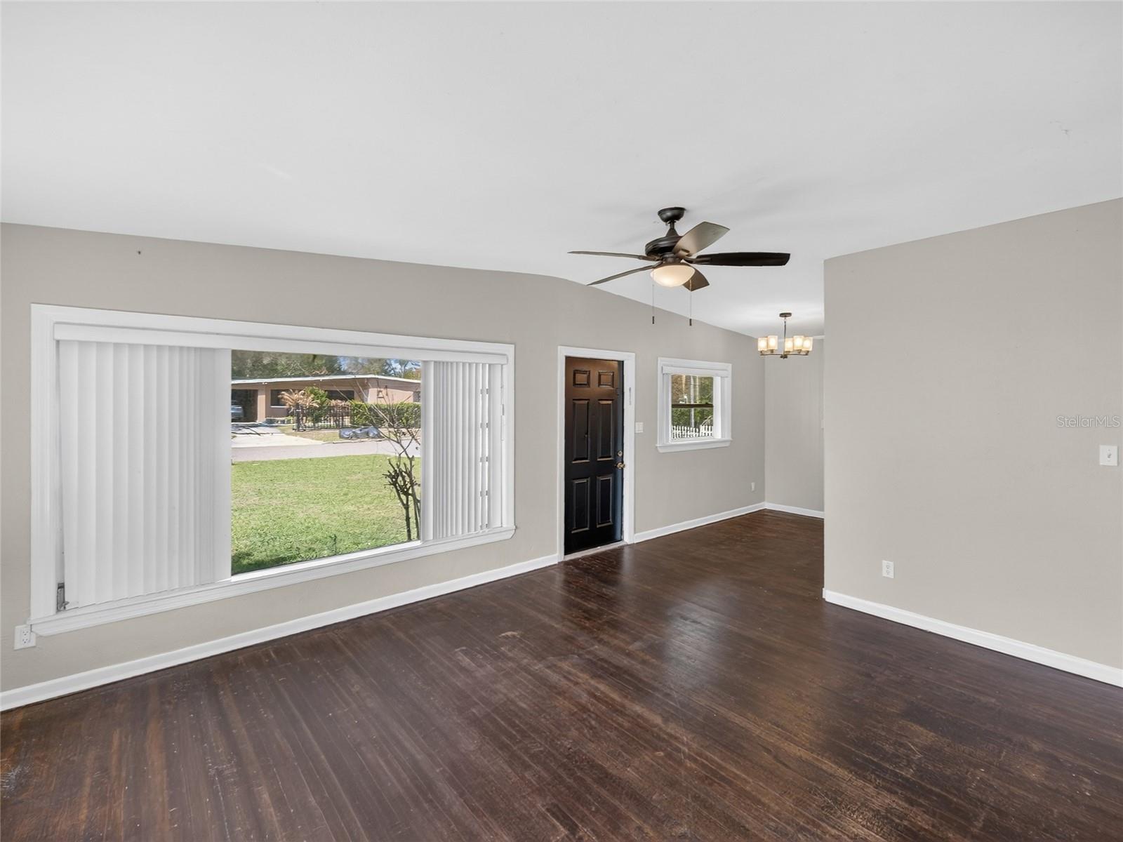 PINE HILLS PARK SUB - Residential