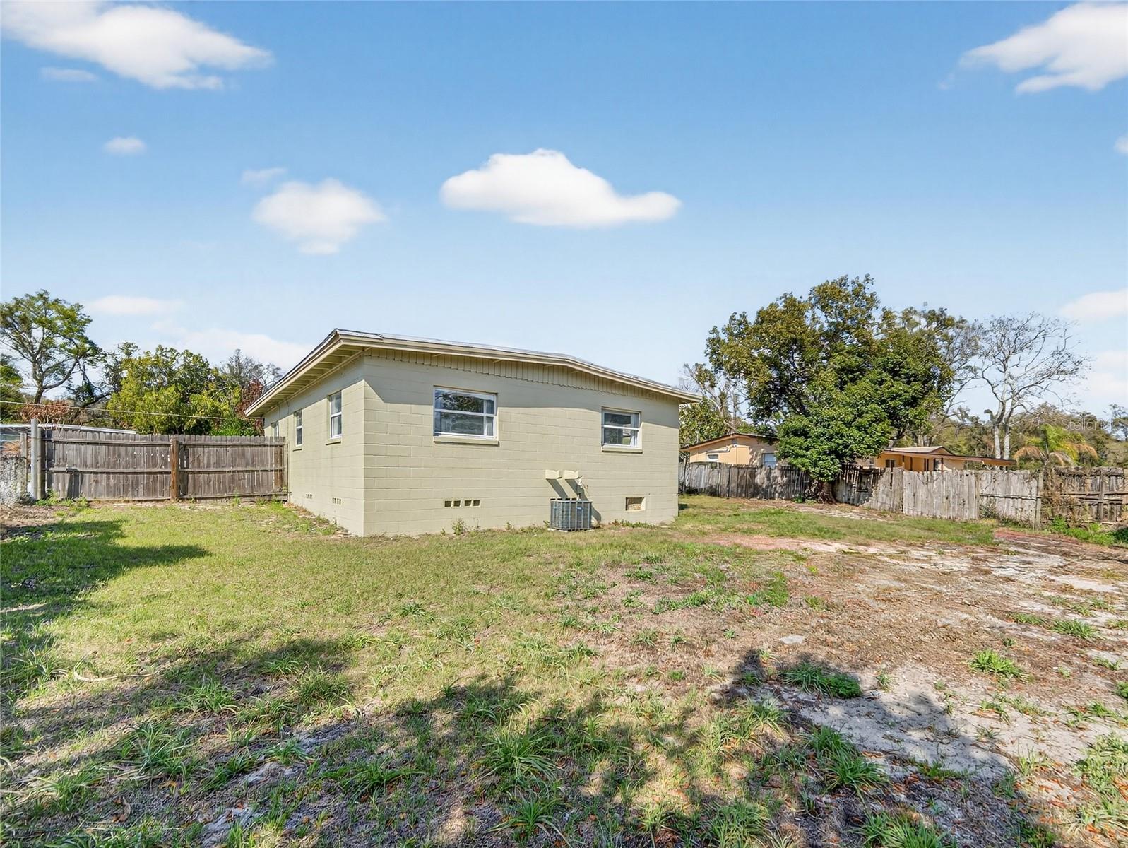 PINE HILLS PARK SUB - Residential