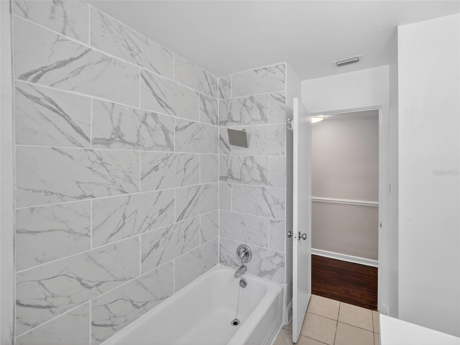 PINE HILLS PARK SUB - Residential