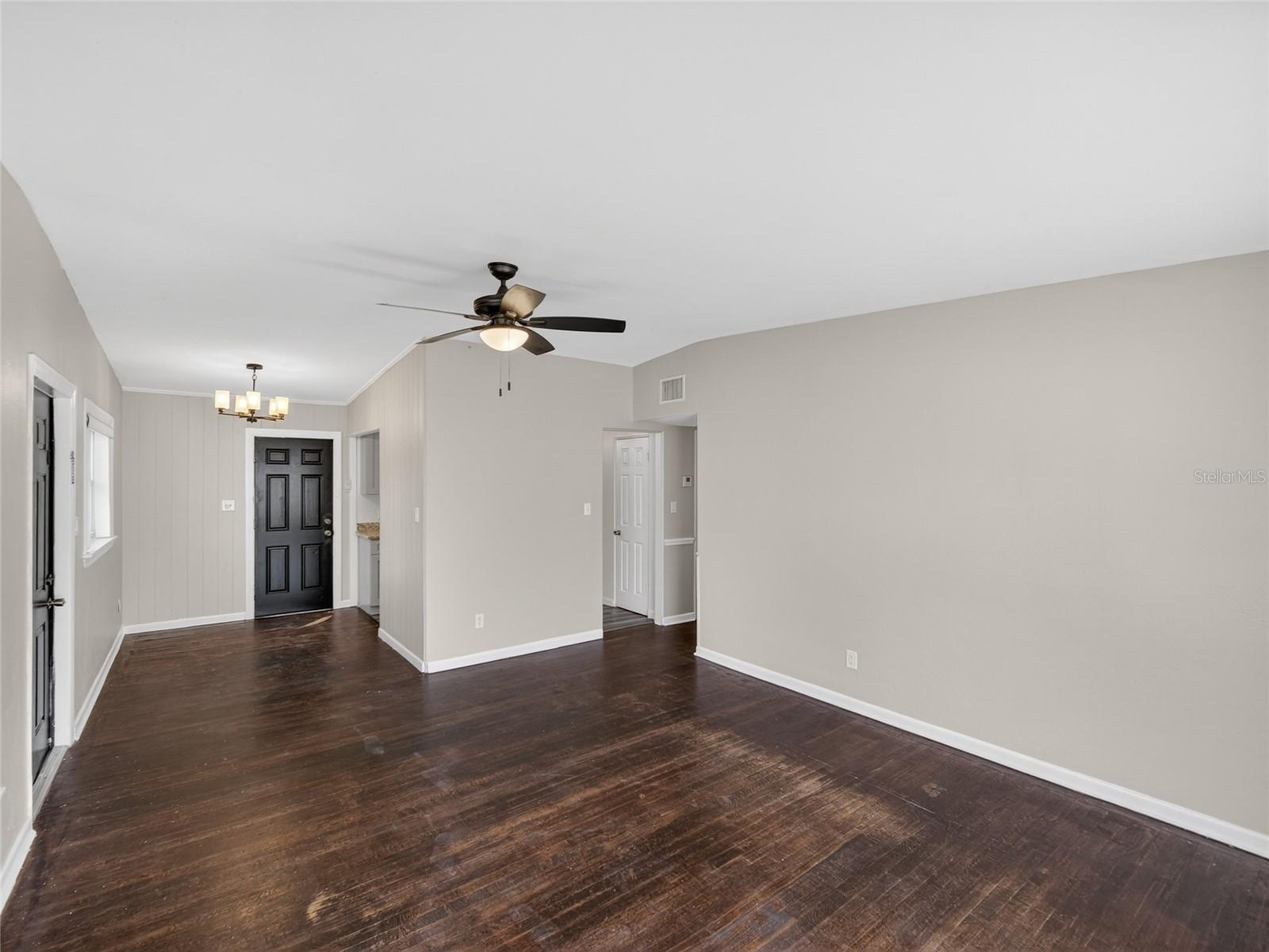 PINE HILLS PARK SUB - Residential