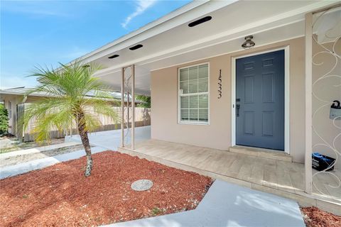 Photo of 1533 Fort Smith Boulevard, Deltona, FL 32725 (MLS # O6314096) Photo of 1533 Fort Smith Boulevard, Deltona, FL 32725 (MLS # O6314096)