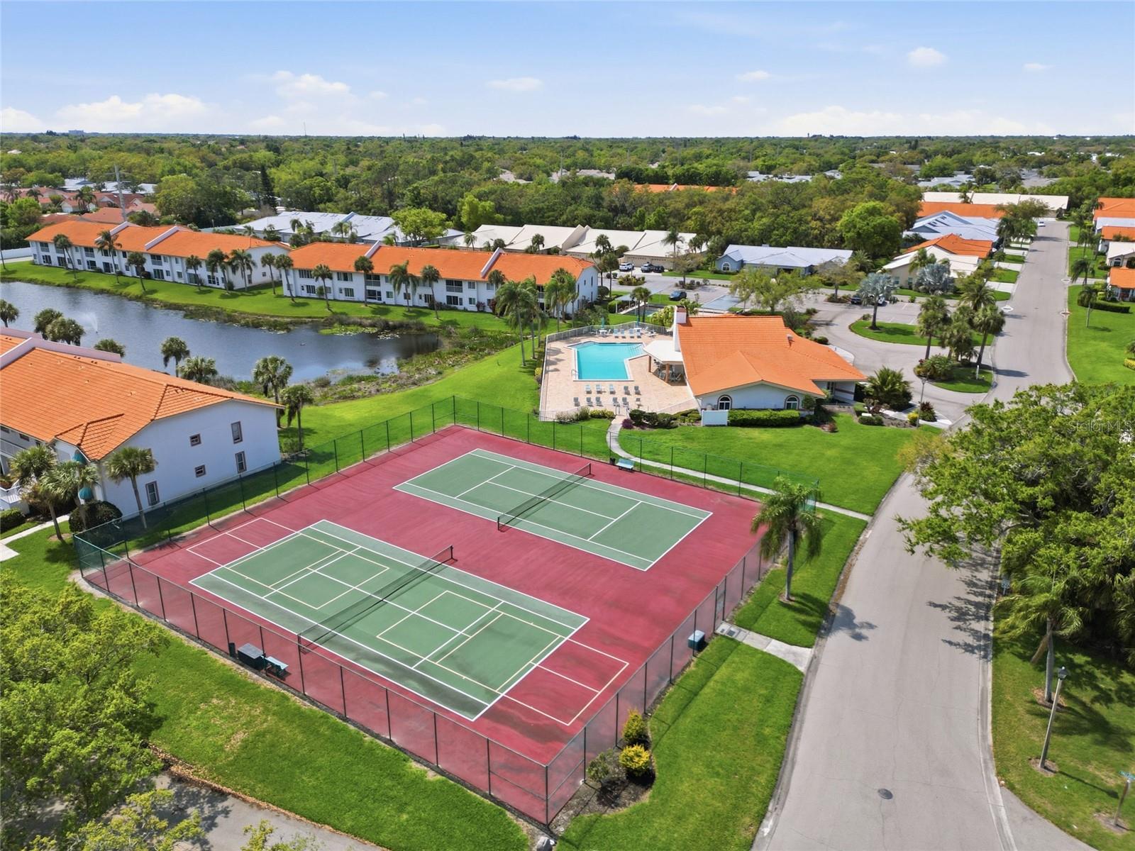 CASA DEL SOL SEC II - Residential