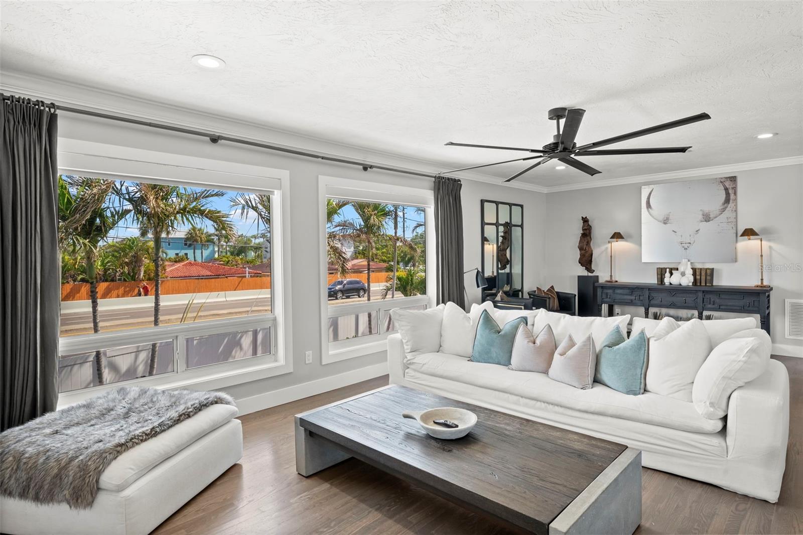 DUNEDIN CAUSEWAY CENTER - Residential