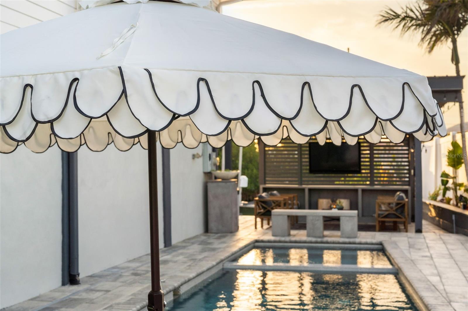 DUNEDIN CAUSEWAY CENTER - Residential