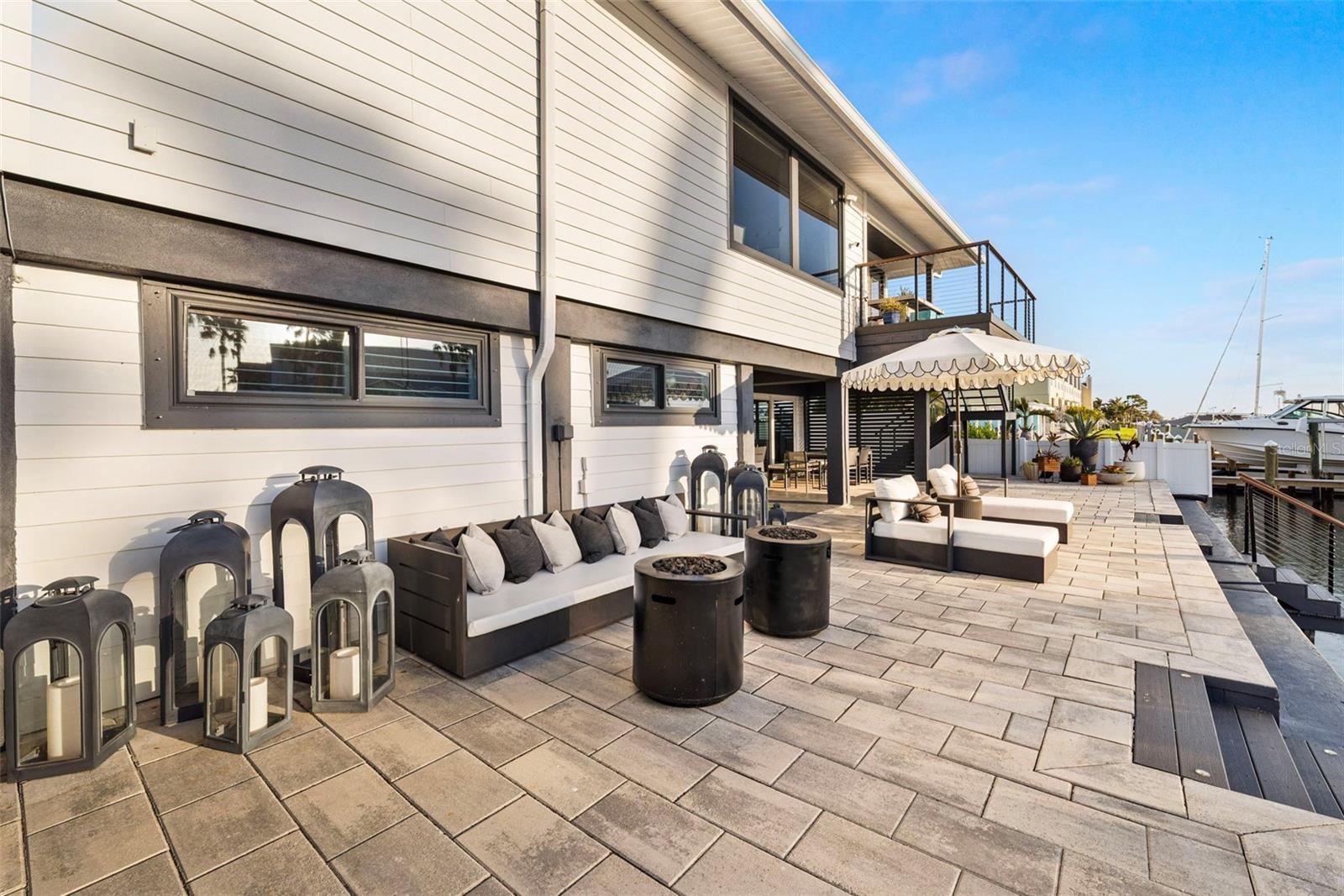 DUNEDIN CAUSEWAY CENTER - Residential