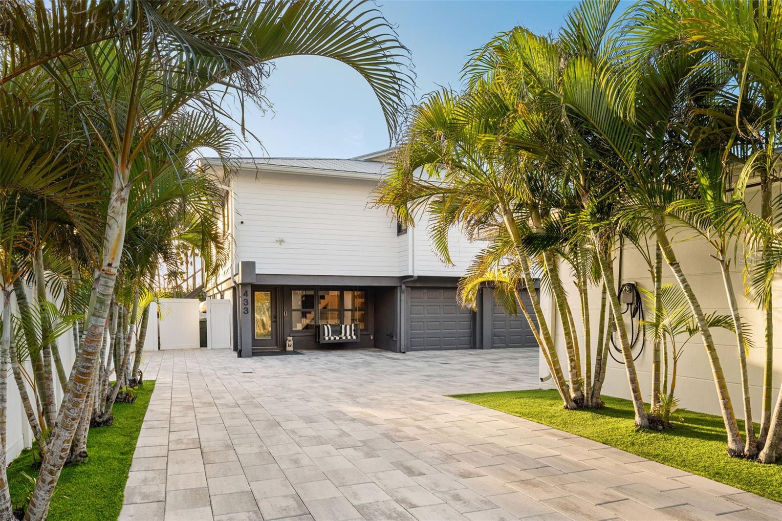 439 CAUSEWAY BOULEVARD