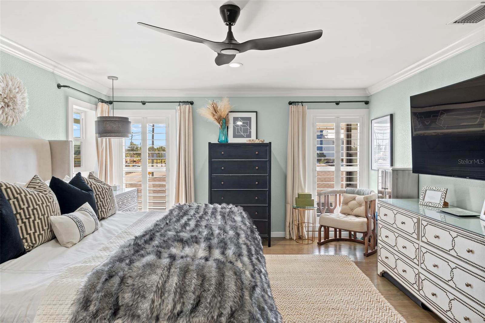 DUNEDIN CAUSEWAY CENTER - Residential