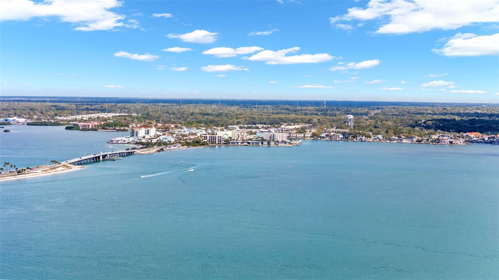 DUNEDIN CAUSEWAY CENTER - Residential