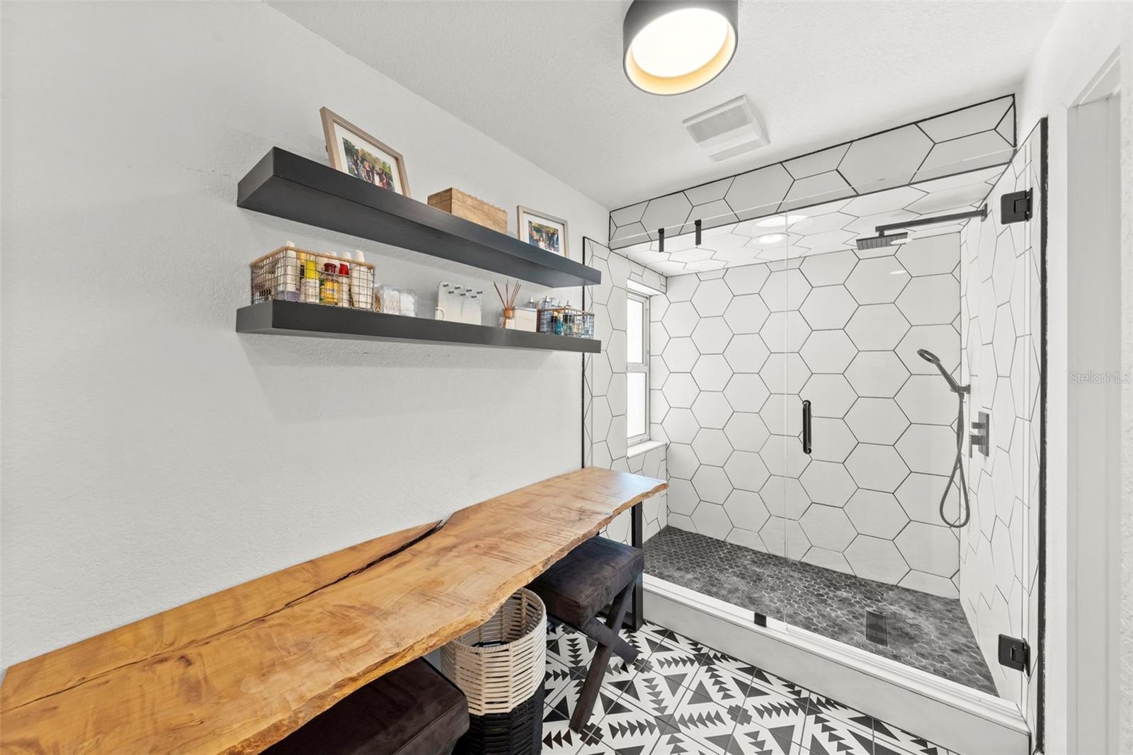 DUNEDIN CAUSEWAY CENTER - Residential