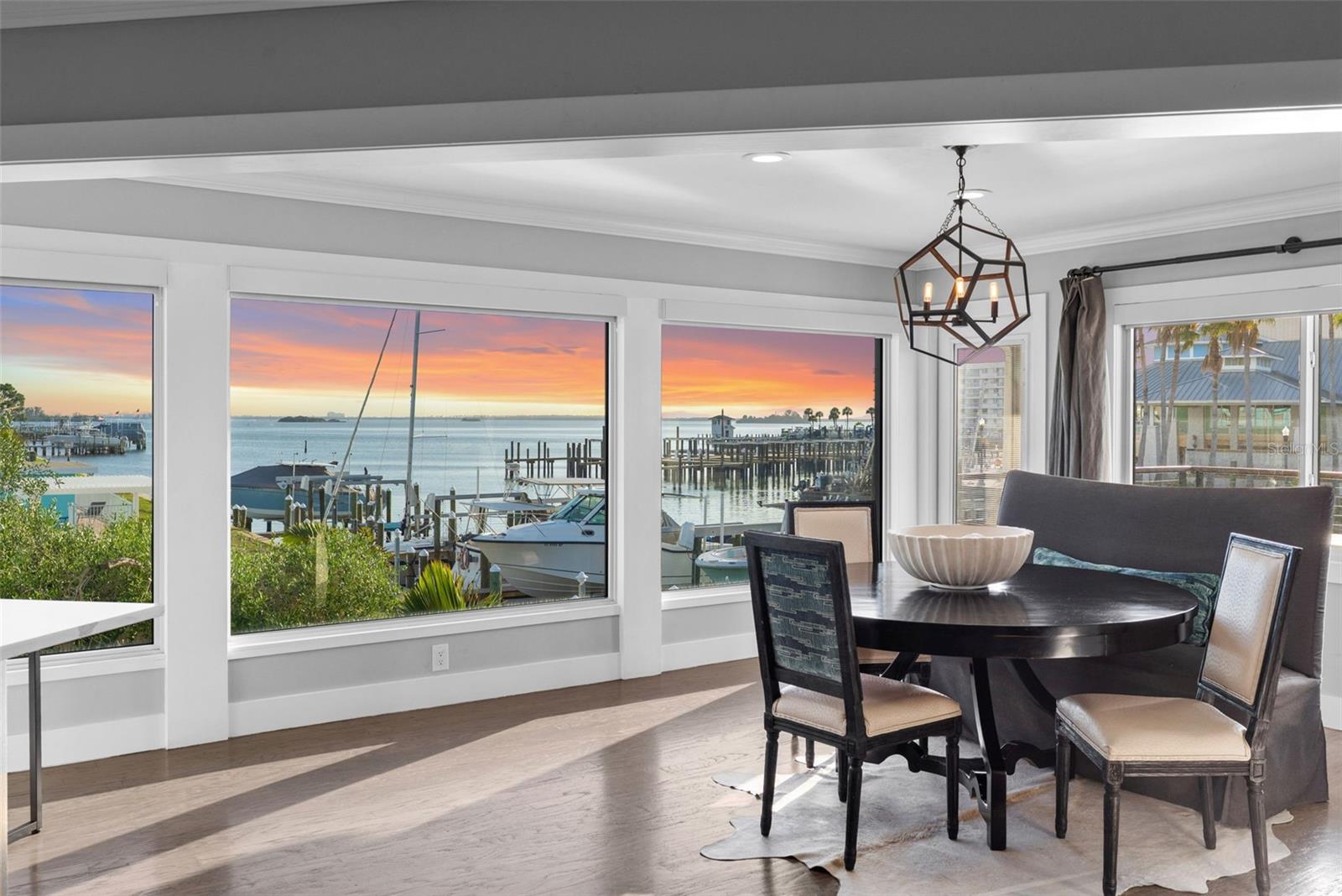 439 CAUSEWAY BOULEVARD