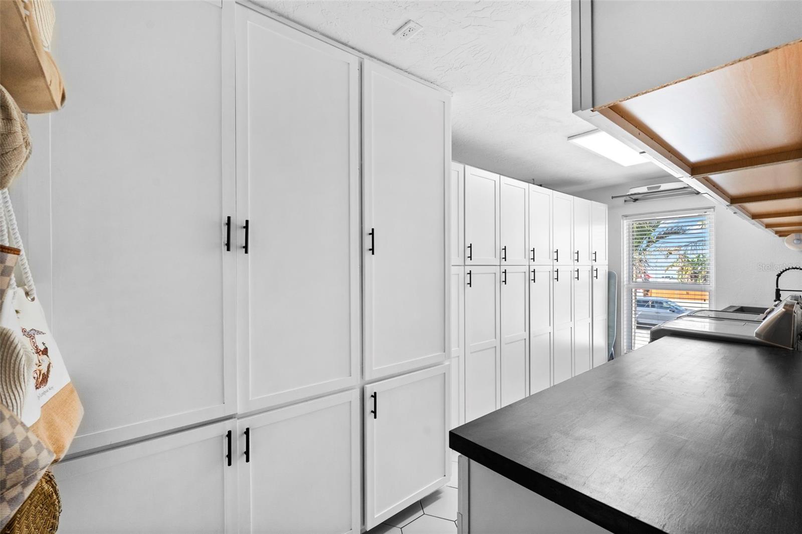 DUNEDIN CAUSEWAY CENTER - Residential