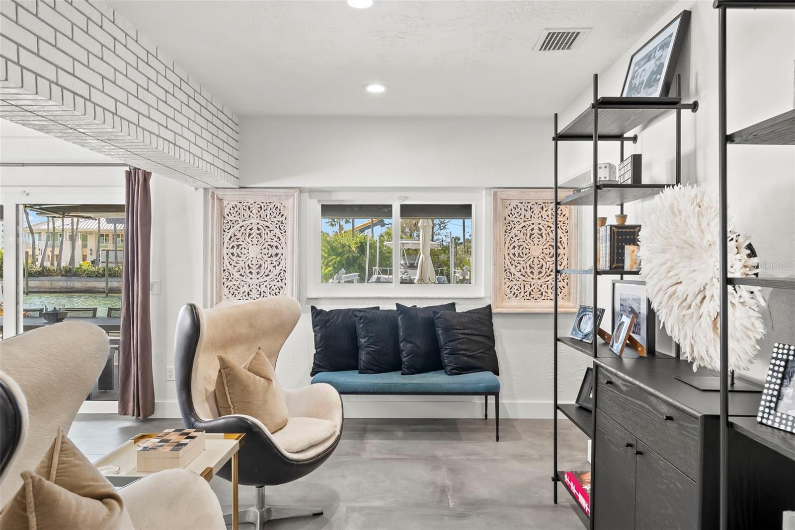 DUNEDIN CAUSEWAY CENTER - Residential