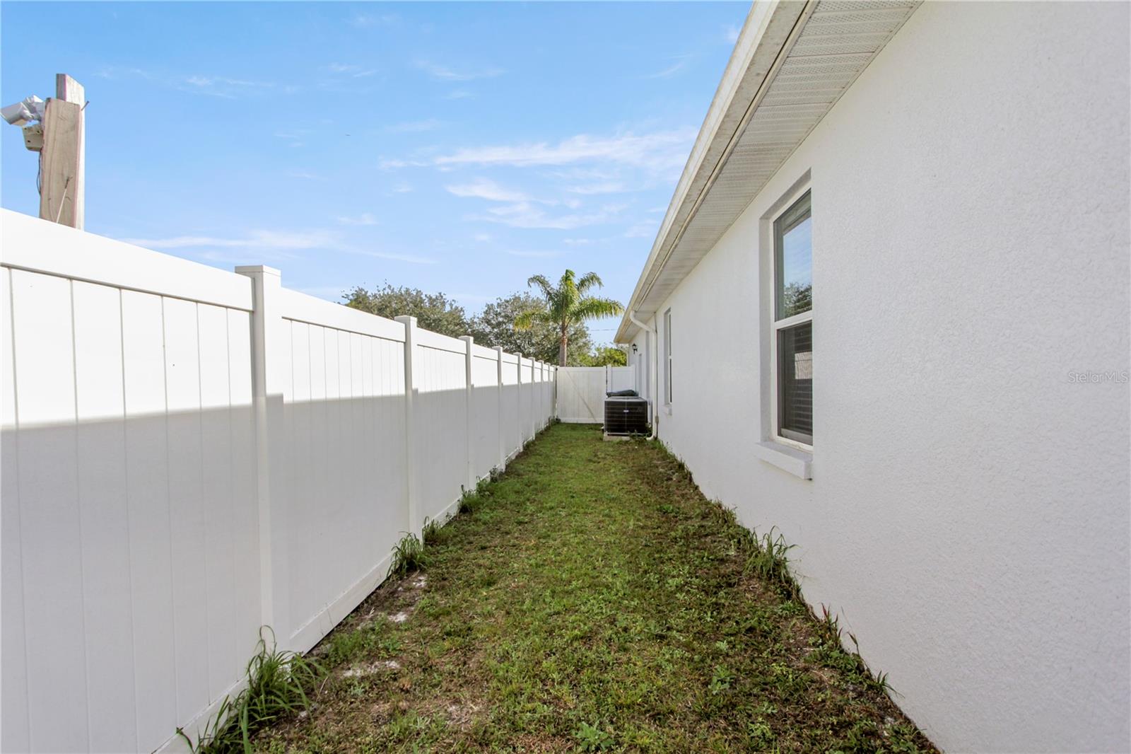 LONE PINES - Residential