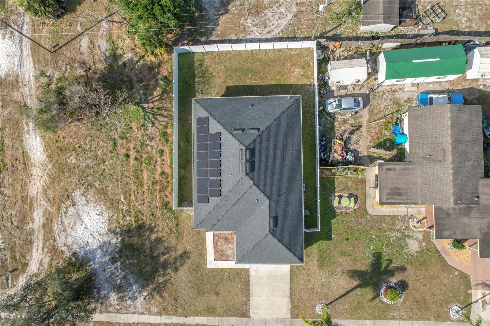 LONE PINES - Residential