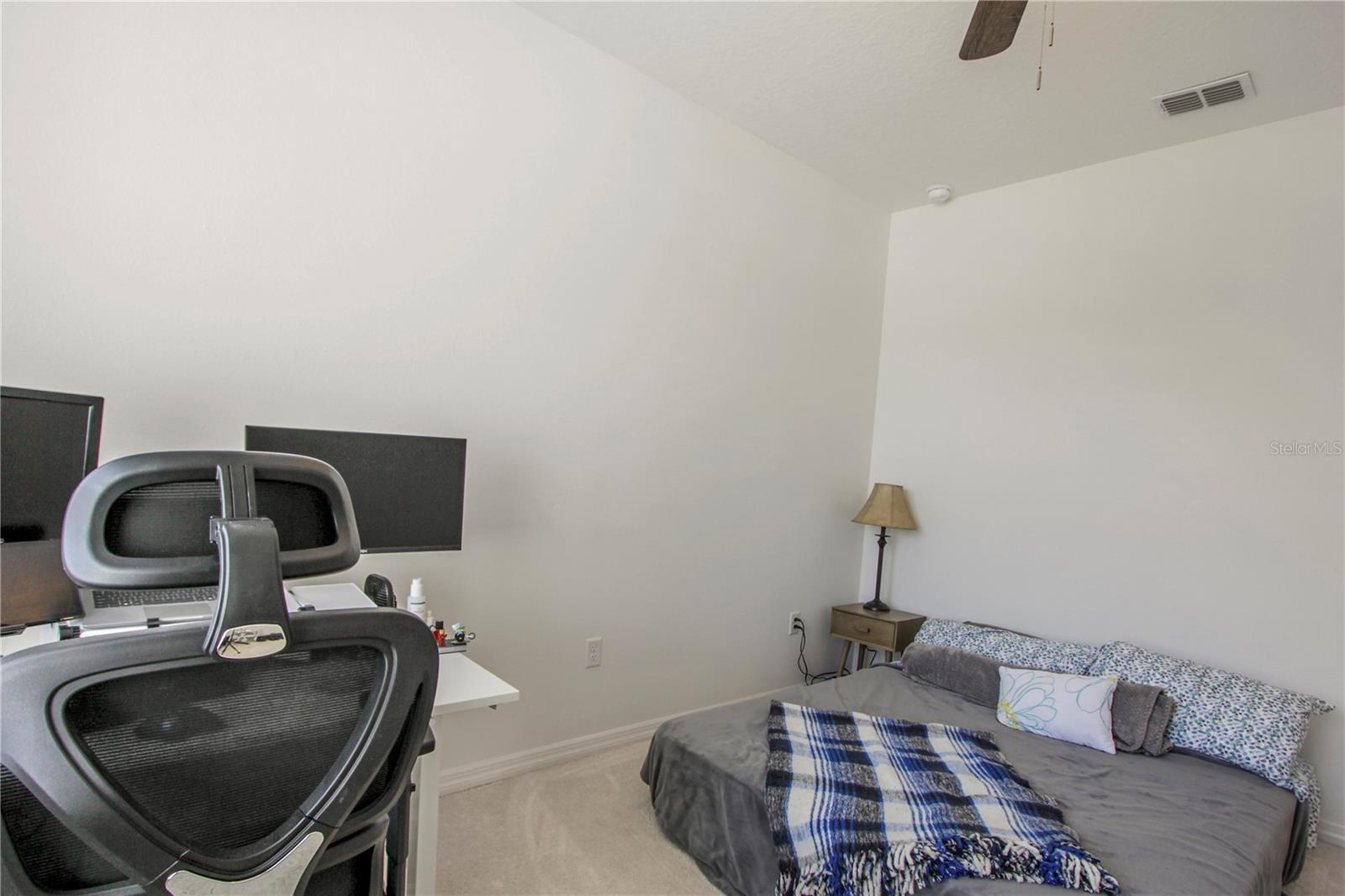 LONE PINES - Residential