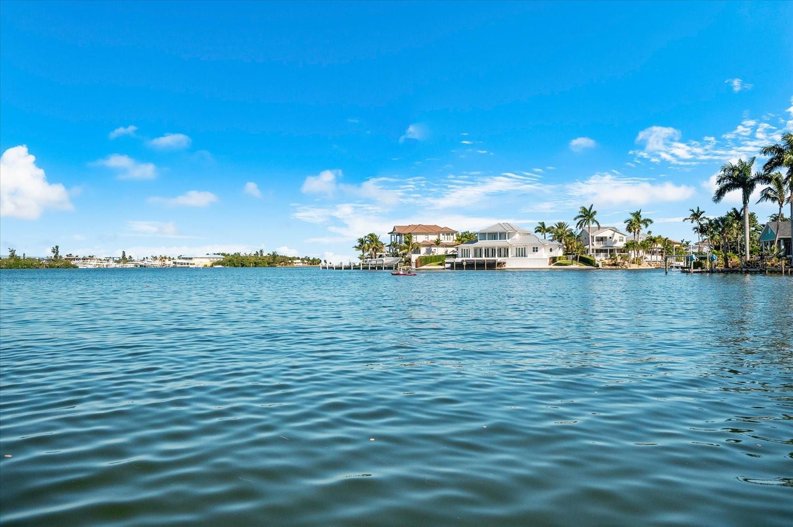 BAY PALMS - Residential