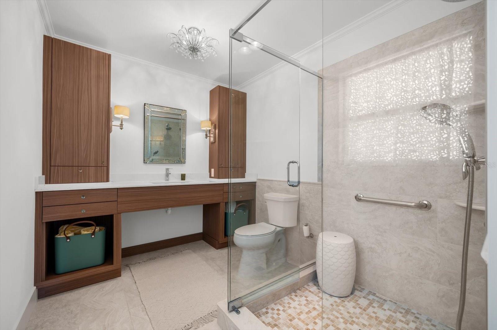 BAY PALMS - Residential