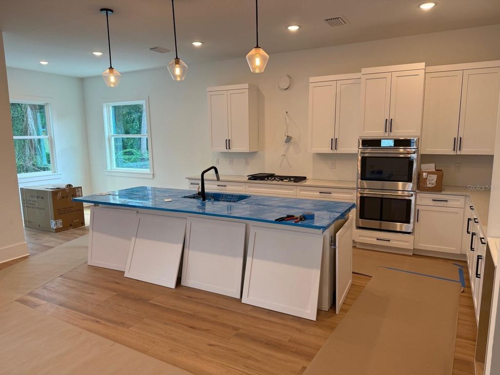 Photo of 905 N Willow Avenue, Tampa, FL 33606 (MLS # TB8399329)