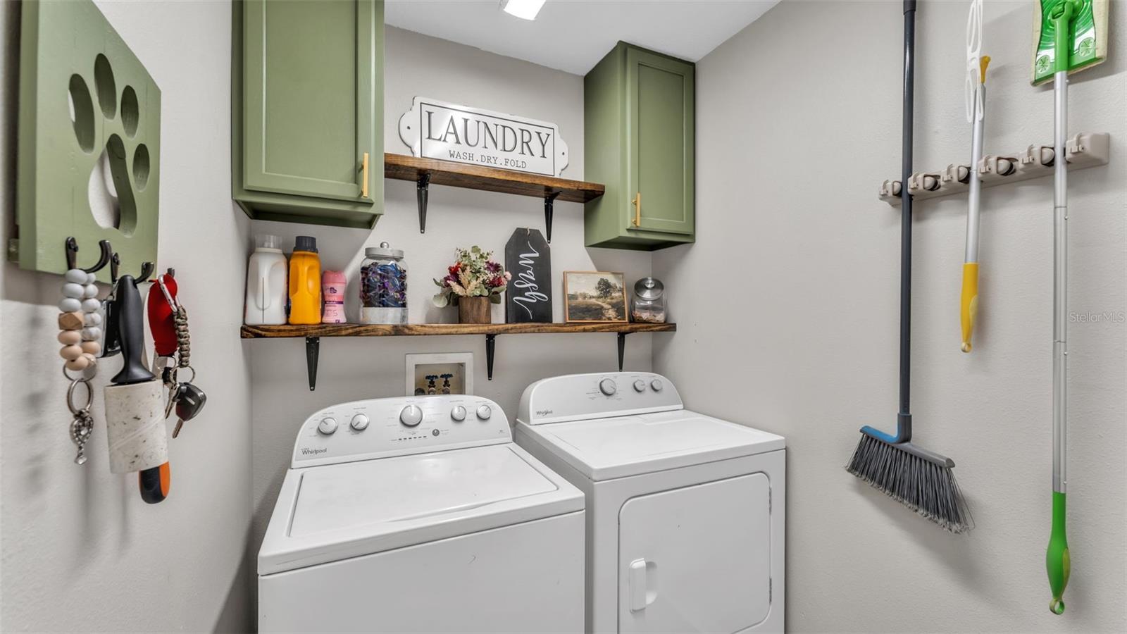 BERGEN POINTE ESTATES PH 02 - Residential