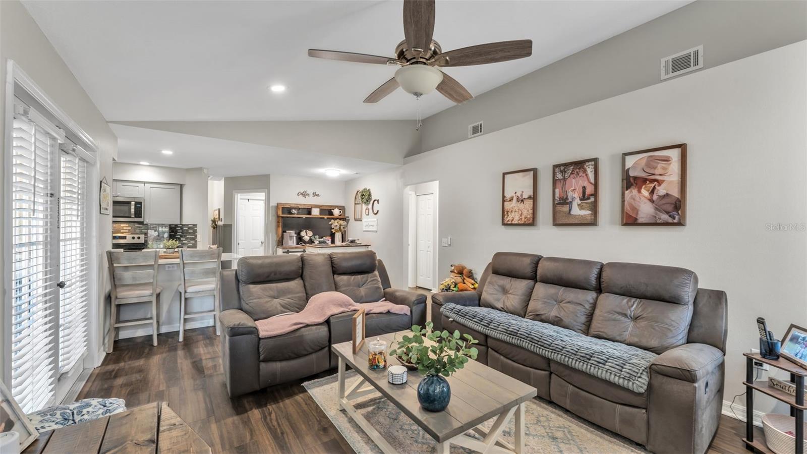 BERGEN POINTE ESTATES PH 02 - Residential