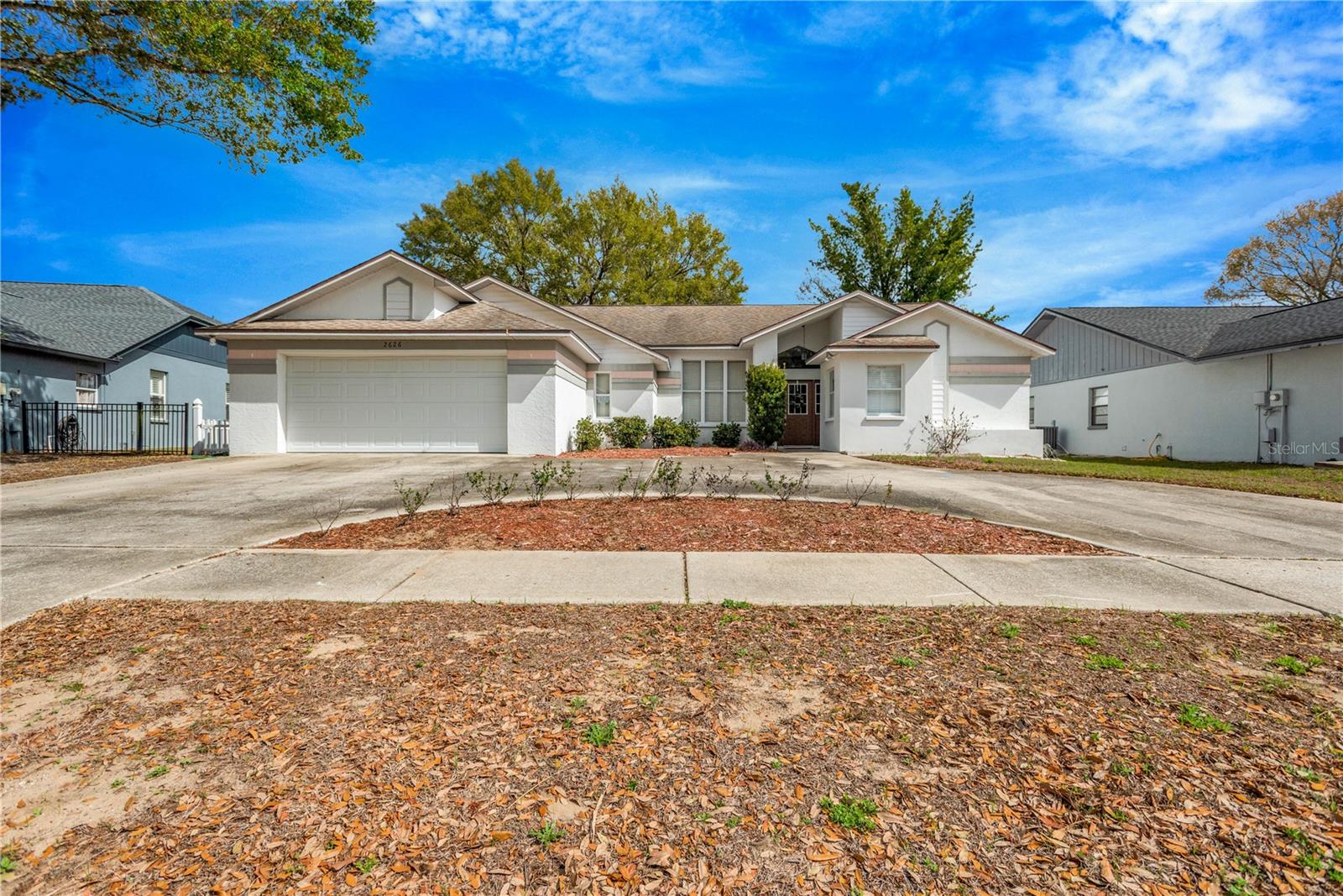 2626 CRESTFIELD DRIVE