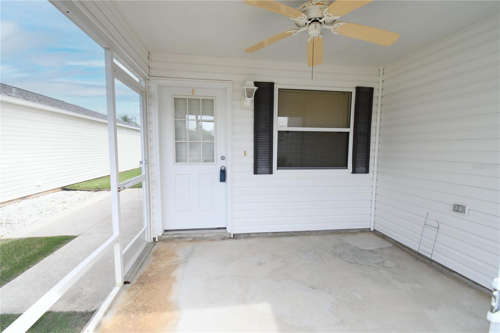 2369 TRAVIS PLACE