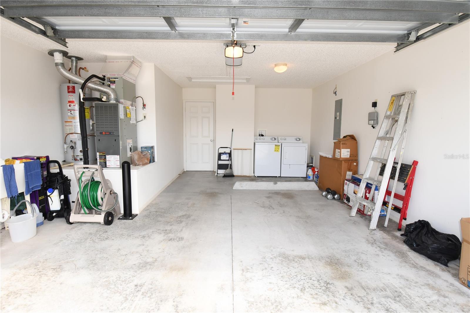 2369 TRAVIS PLACE