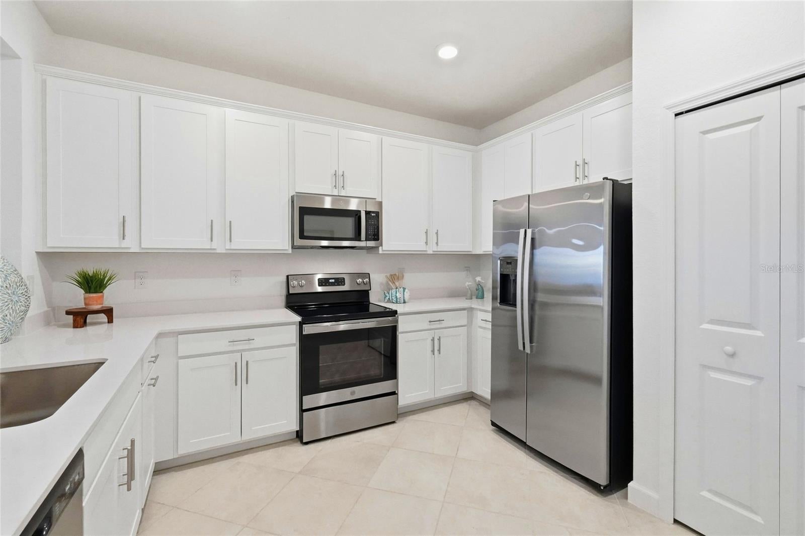 8776 SAINT KITTS CIRCLE, ENGLEWOOD, FL, 34224 4 8776 SAINT KITTS CIRCLE