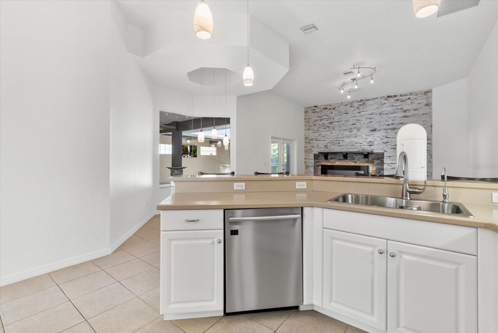 VENETIA PH 2 - Residential