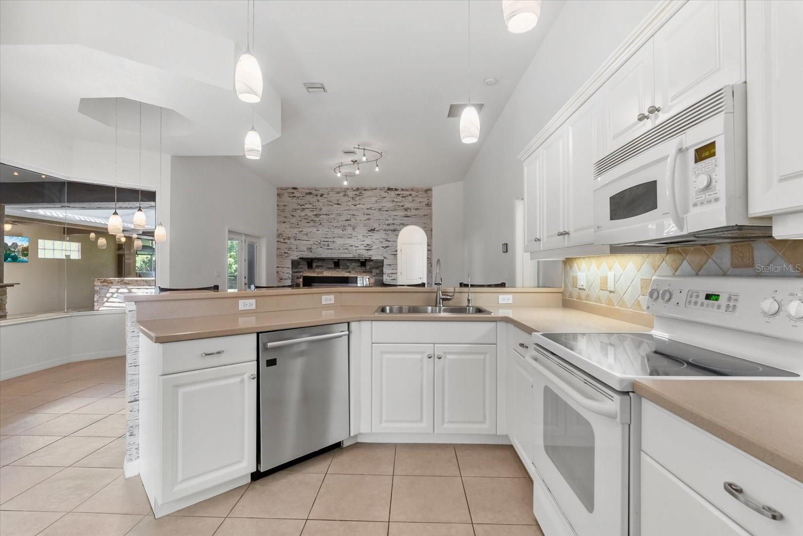 VENETIA PH 2 - Residential