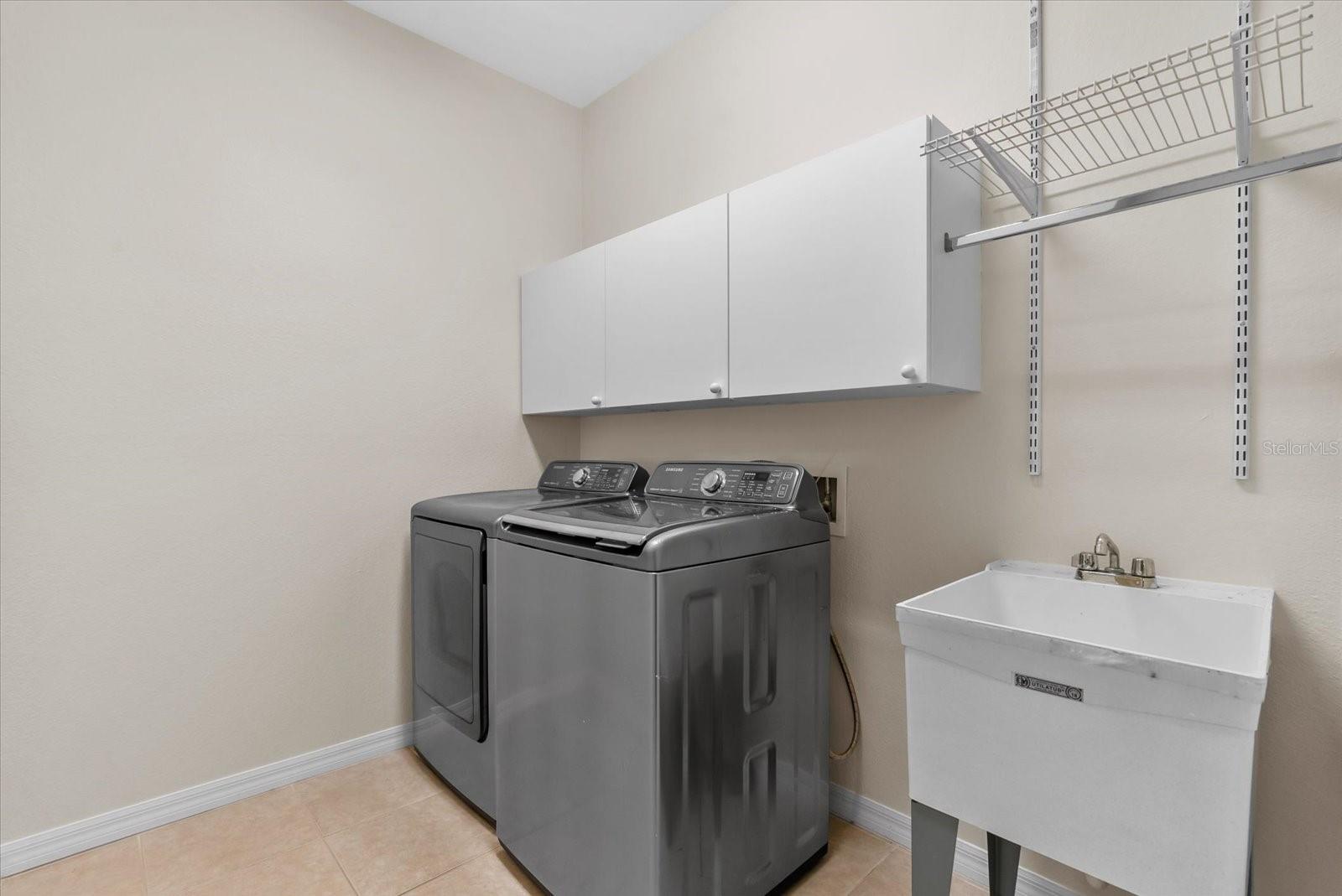 VENETIA PH 2 - Residential