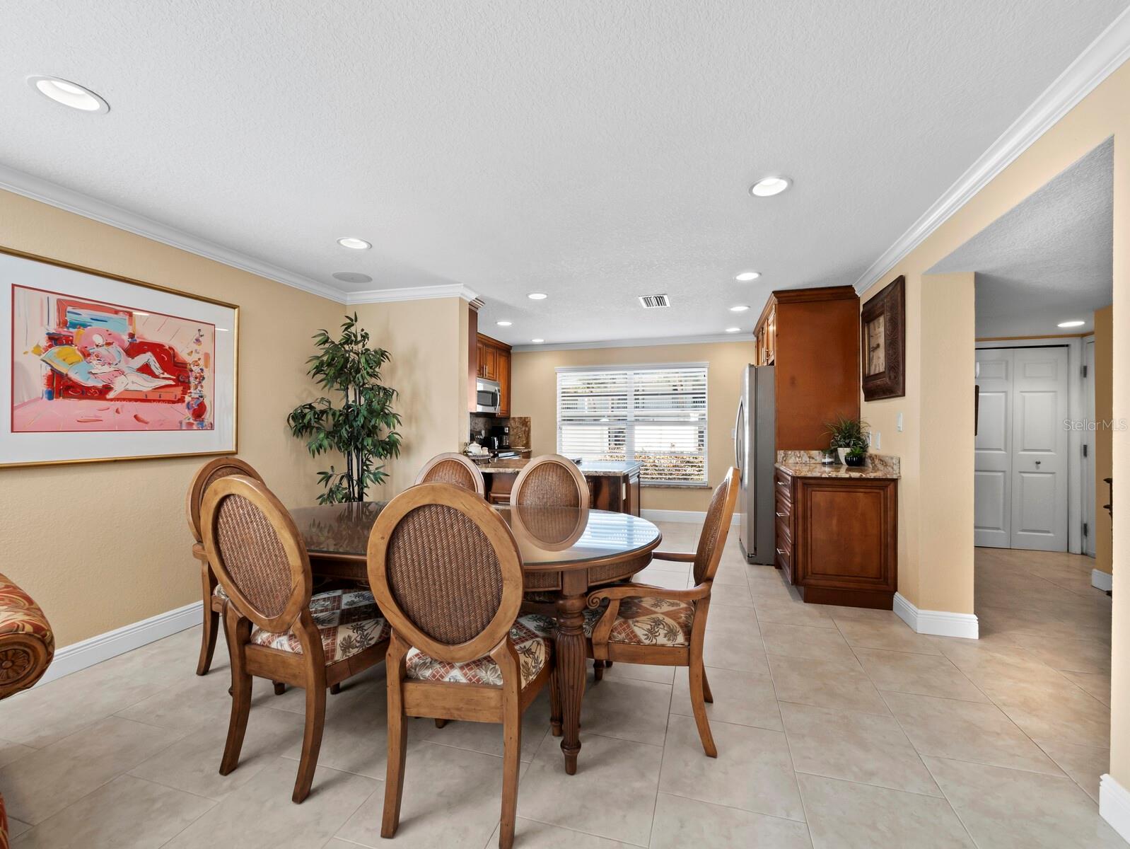 LONGBOAT HARBOUR - Residential