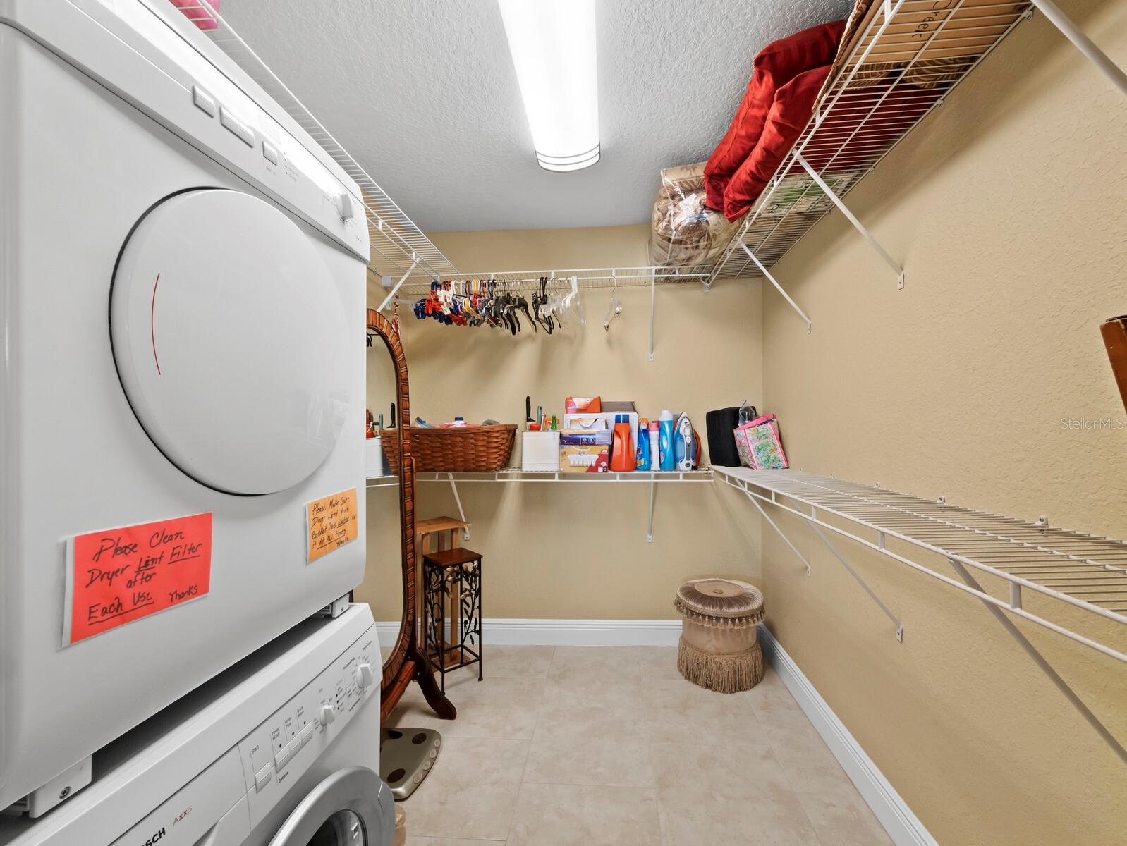 LONGBOAT HARBOUR - Residential